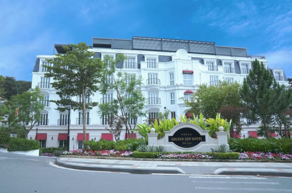View đẹp tại Khách Sạn 4 Sao Đà Lạt