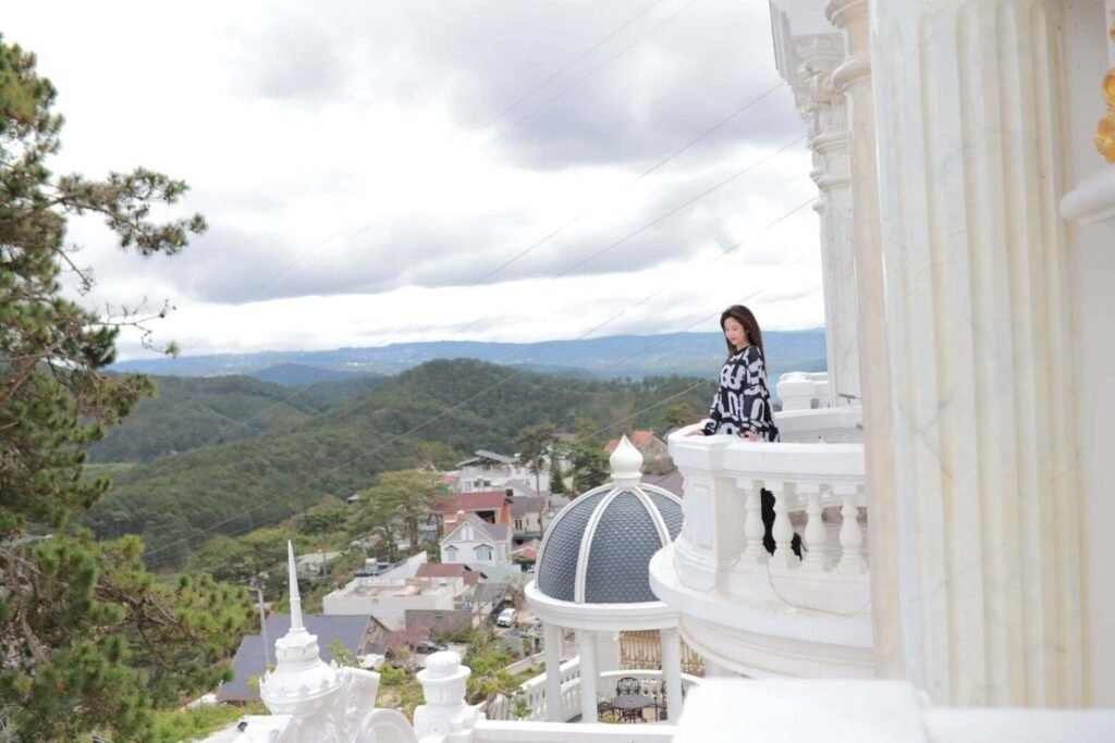 View đẹp tại Khách Sạn 3 Sao Đà Lạt