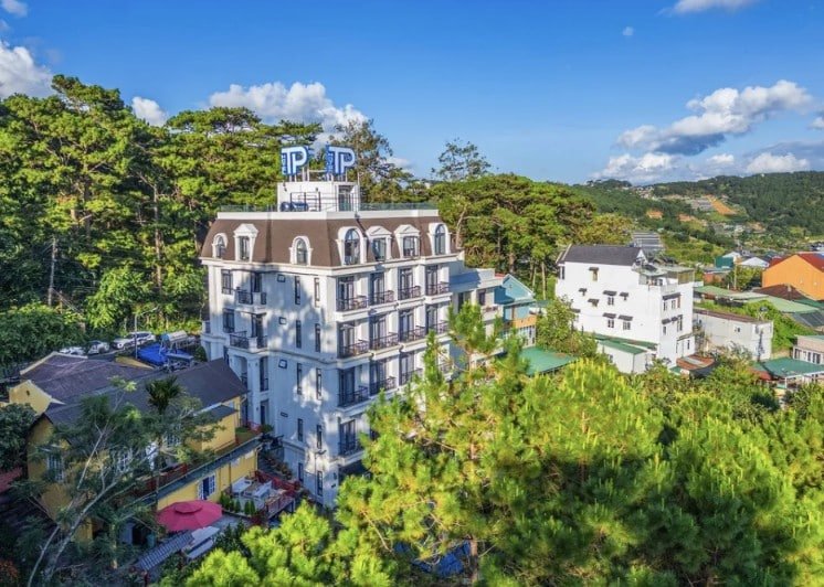 Toàn cảnh khách sạn 2 sao Đà Lạt TP hotel